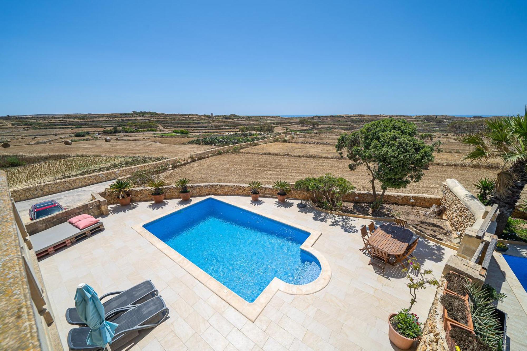 Lonza Gharb Farmhouse Екстериор снимка