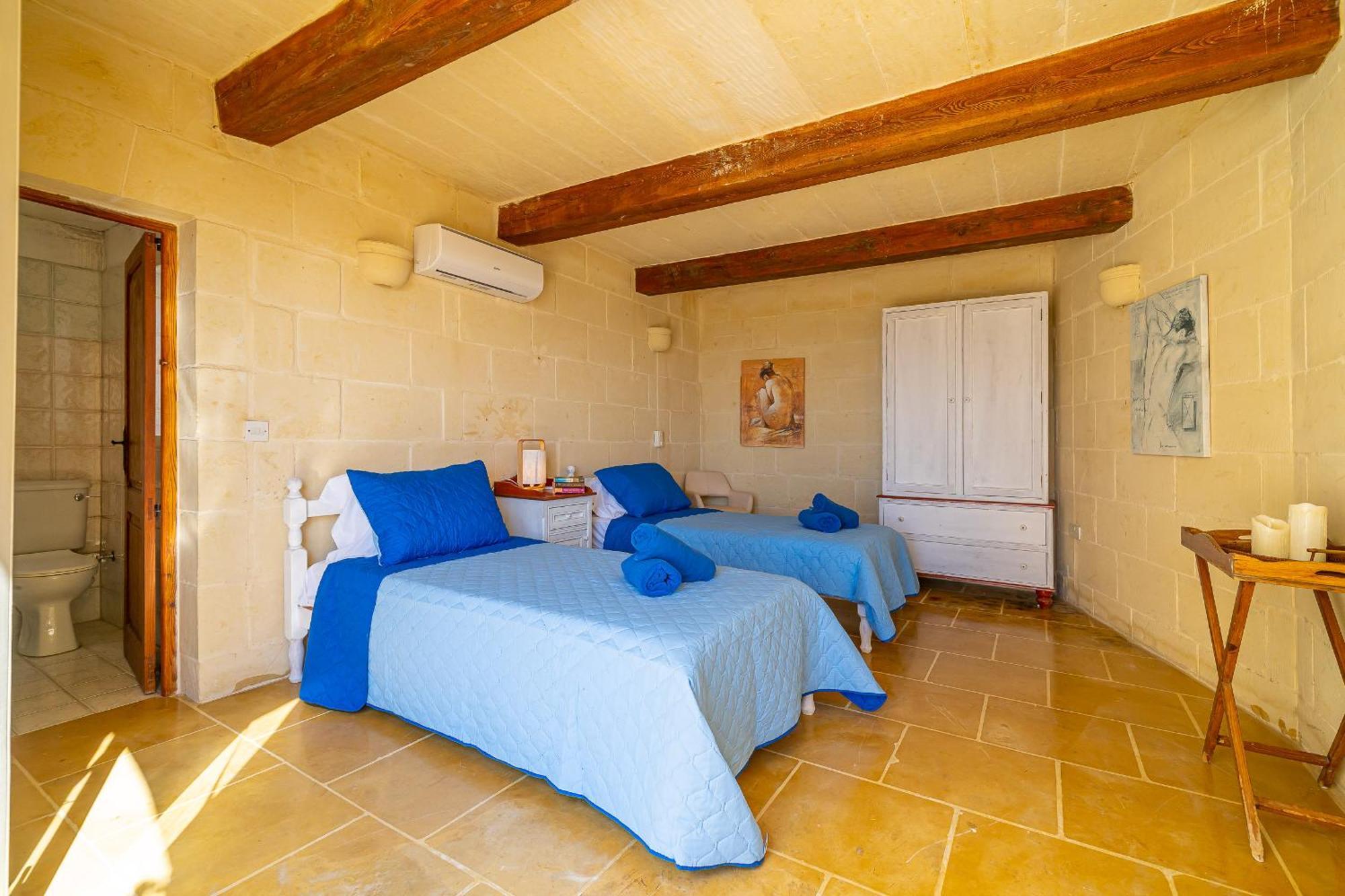 Lonza Gharb Farmhouse Екстериор снимка
