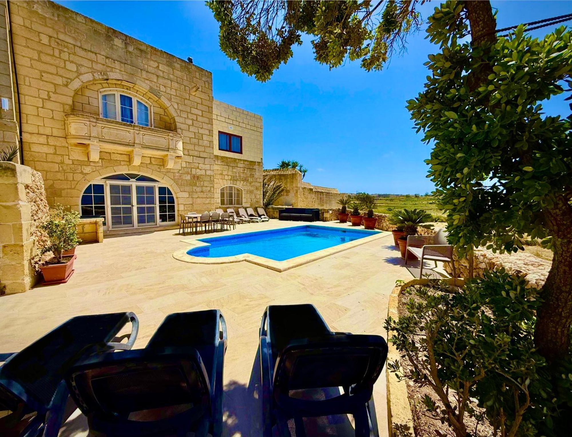 Lonza Gharb Farmhouse Екстериор снимка